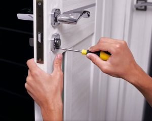 Emergency locksmith Romford